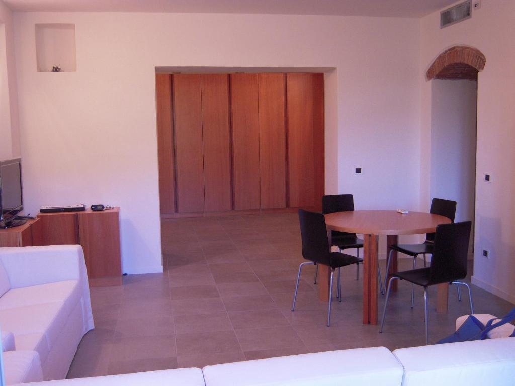 Appartement Sassetta Holiday Chambre photo